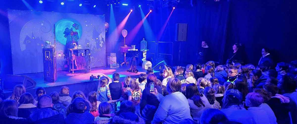 magic show halloween